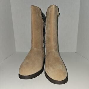 Muk Luks Plaid Tan Boots womens‎ size 7 *NWT*